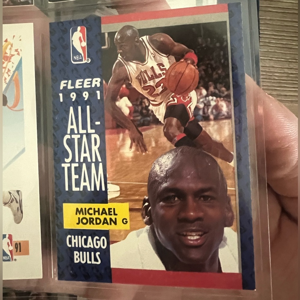 1991-92 Fleer - #211 Michael Jordan Basketball Card